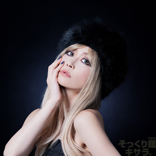 ものまねタレント・YUMIXX